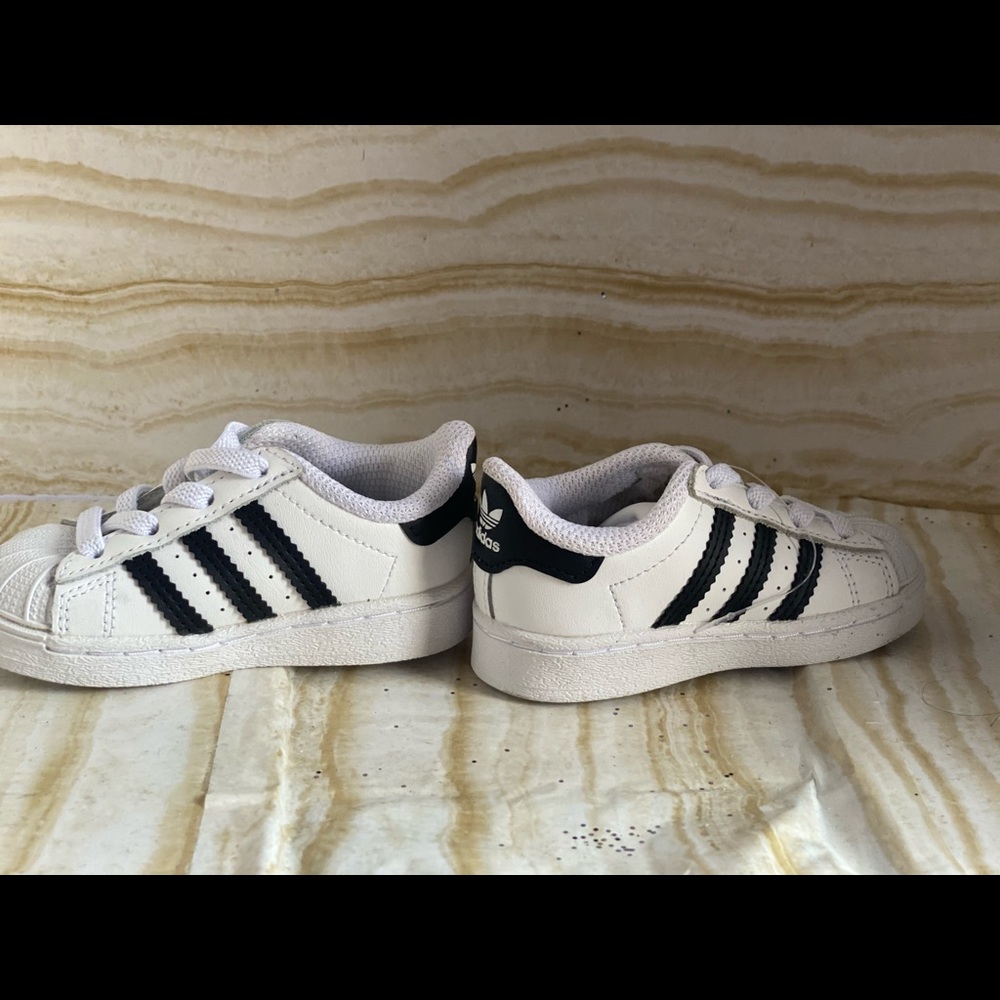Adidas - Picture 2 of 2
